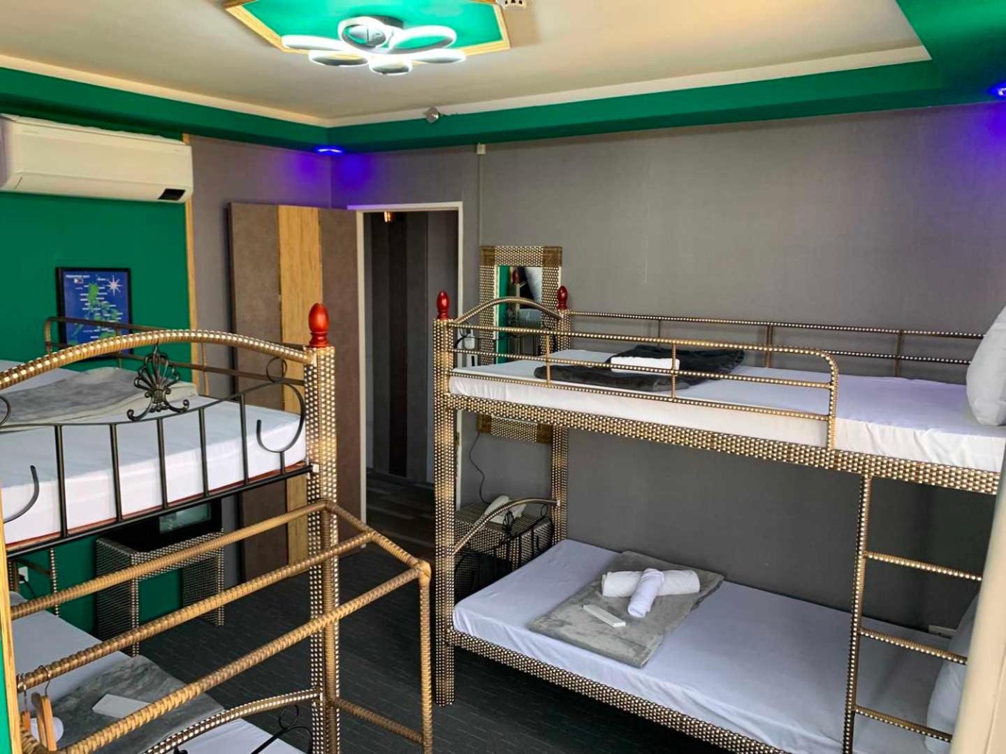 Attic Capsule Hotel Marigondon  Exterior photo