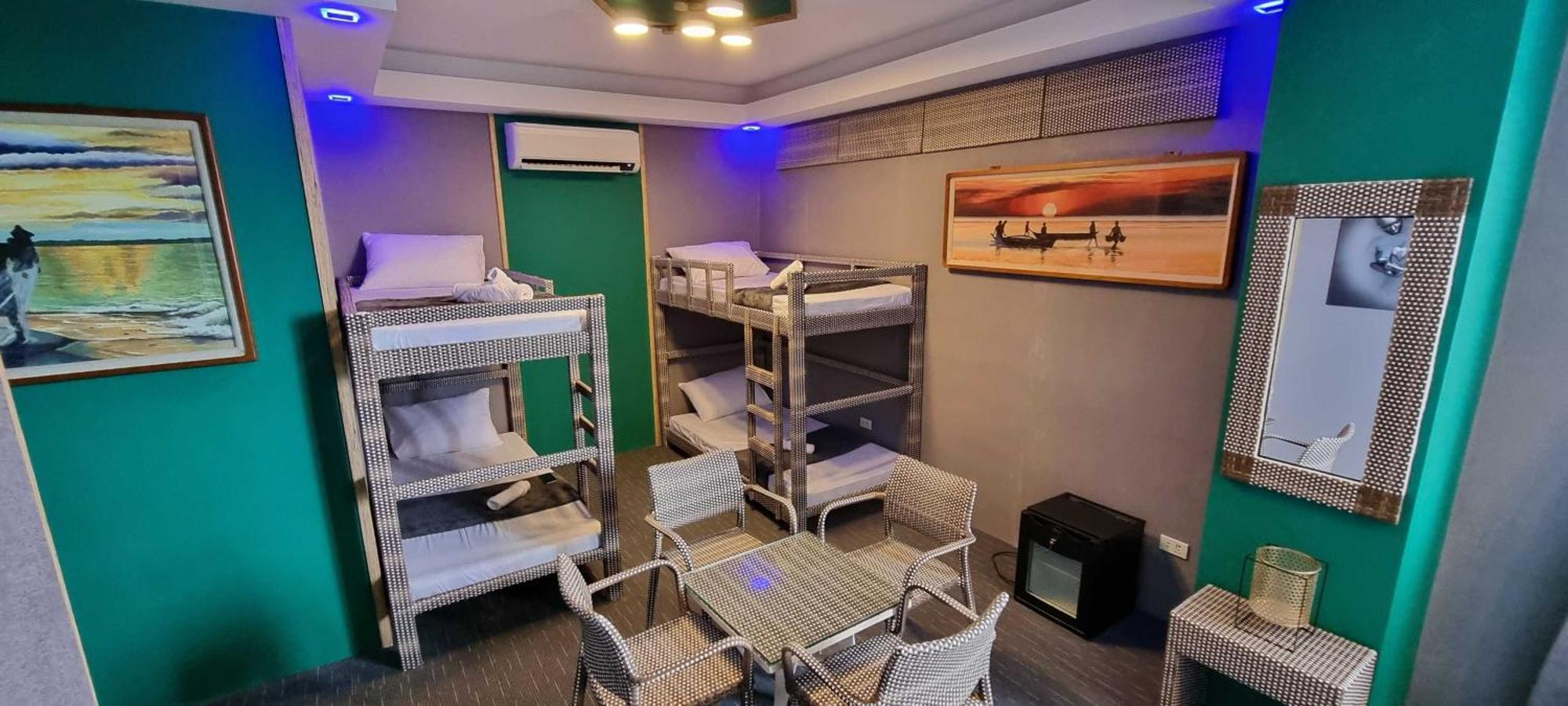 Attic Capsule Hotel Marigondon  Exterior photo