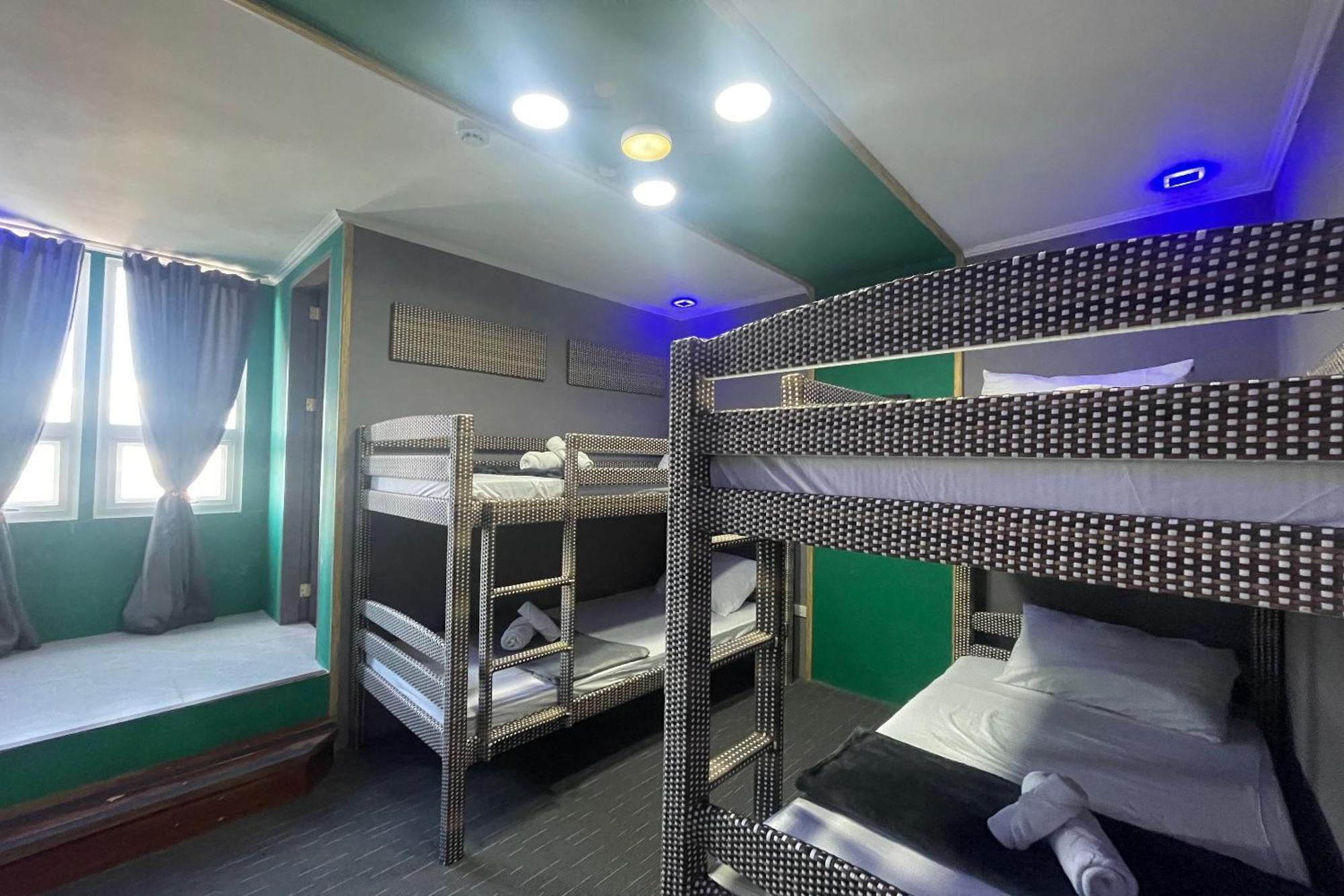 Attic Capsule Hotel Marigondon  Exterior photo
