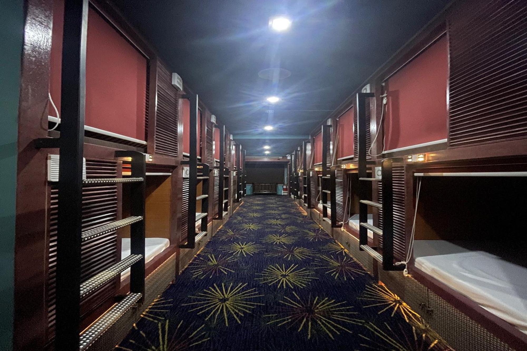 Attic Capsule Hotel Marigondon  Exterior photo